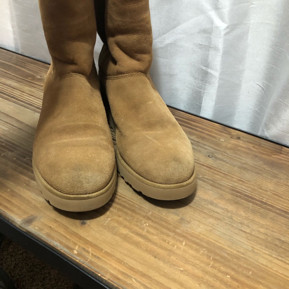 Ugg Amie Boot - Picture 5 of 8